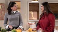 General Hospital's Lois and Brook Lynn talking. | Image Source: ABC